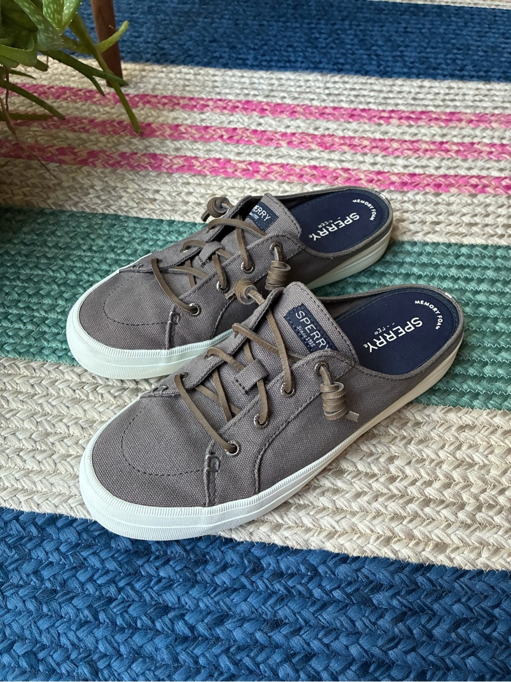 Sperry  Gray Canvas Slip-On Lace white sole